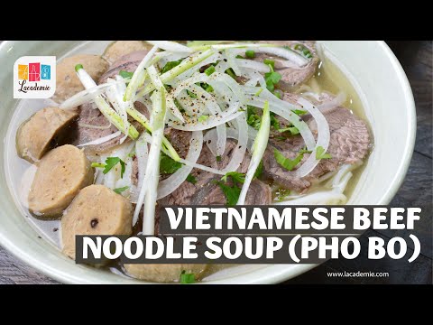 Vietnamese Beef Noodle Soup Recipe (Phở Bò)