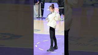 這是可以免費看的嗎？我大冞冞還撐得住場面 #台湾チア #台湾チアリーダ #cheerleader #basketball #チアリーダー #美女 #チアリーダーズ #統一獅啦啦隊 #unigirls