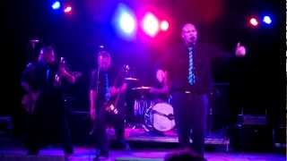 The Insyderz Jigsaw Glasshouse