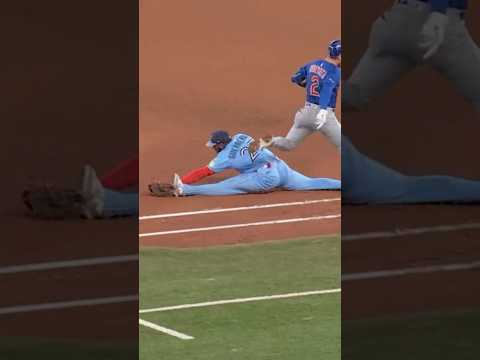 Vladimir Guerrero Jr Does The SPLITS To Make The Play 😱