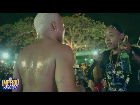 7KSSIO E CRISTIAN BELL SE JOGAM NO MEIO DO PÚBLICO