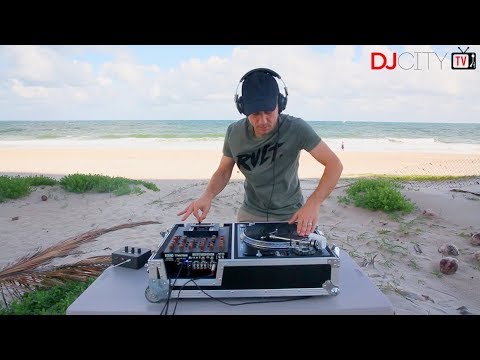 DJ Brace Scratches Over 'Clap Ya Hands Now' | Fretless Fridays