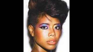 Kelis - Scared Money