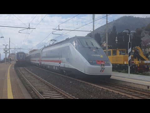 IC 669 Milano Centrale - Livorno Centrale, DTS E.414 in transito a Genova Nervi