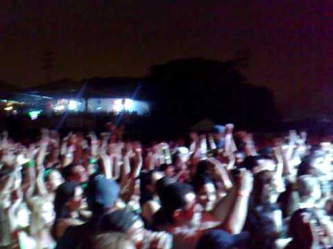 Me Bate, Me Chinga video