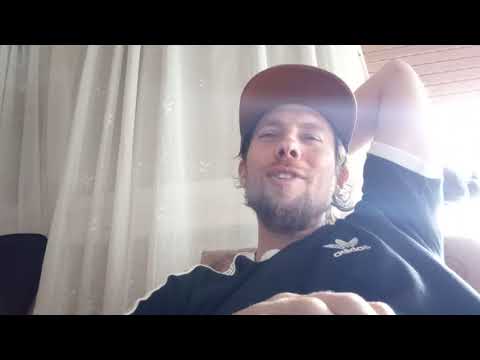 Reper iz sobe čita Uliksa Jamesa Joycea