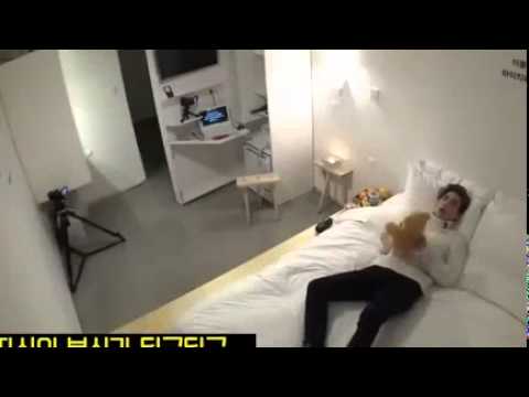 [150113] JONGHYUN x ROO 'SELFCAM'