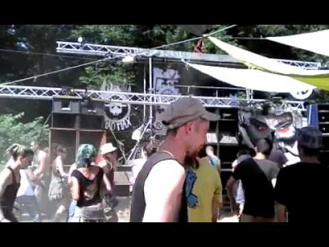 mad max party akrosound marionnetik full&watt 2015