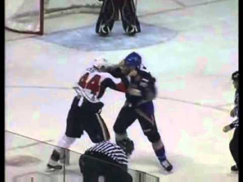Francis Lessard vs Trevor Gillies