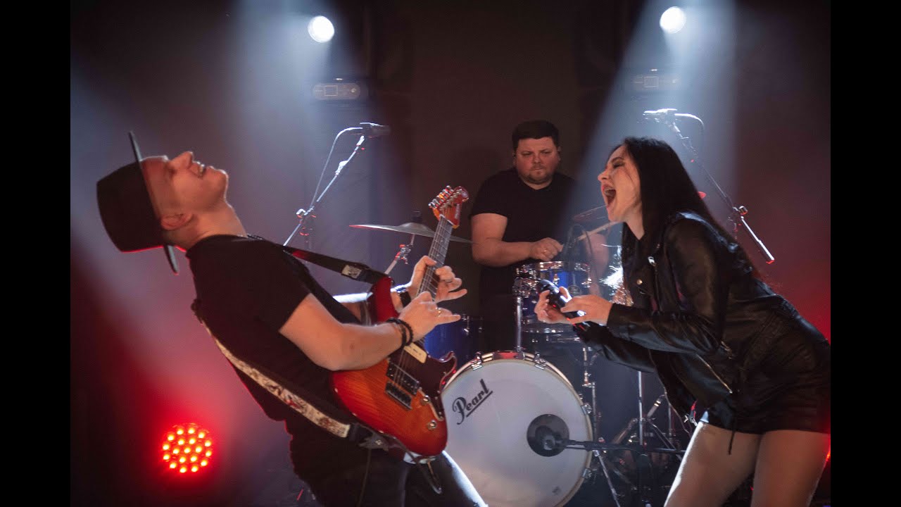 She Is a Maniac - Cookies Band ( Michael Sembello cover)