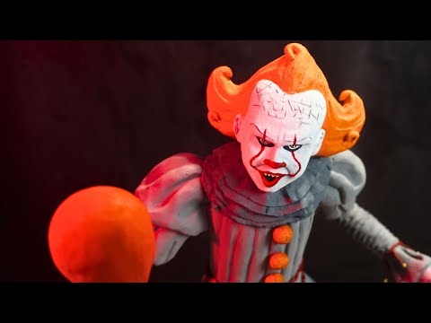 Realistic Pennywise Clay Sculpture - IT: Welcome to Derry