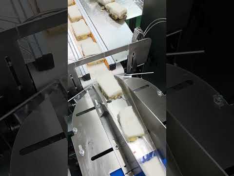 희망이 샘솟는집 필름식 삼면포장기 작동 영상