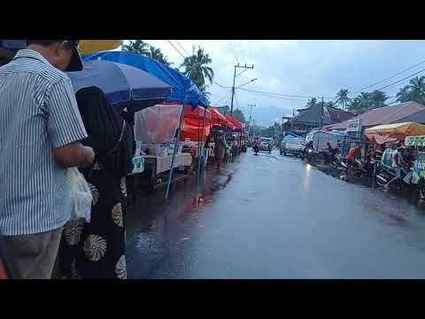 #Pariaman/pambukoan/galeh takambang hari hujan//balai kampung dalam