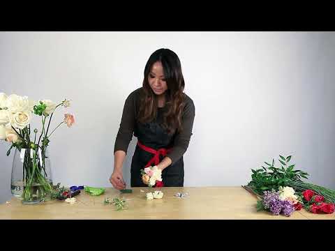 How to make a corsage