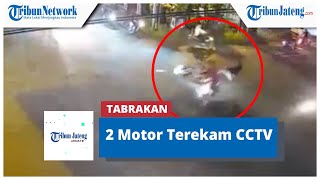 Download lagu Viral Tabrakan 2 Sepeda Motor Pengendara Terpental Terekam CCTV mp3