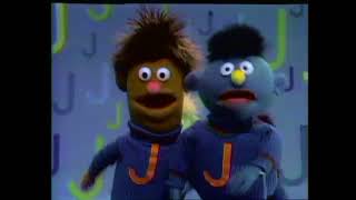 Sesame Street - J Friends (Dutch)