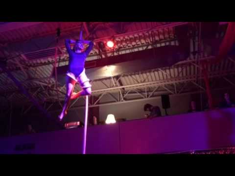 Aerial Rope Performance - Flappers - Seven Nation Army