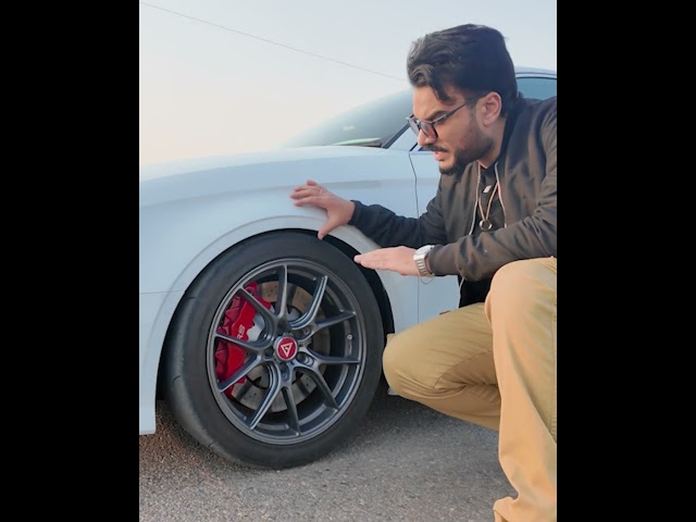 Audi RS3 کی ہر تفصیل، اندر اور باہر، اس کی کارکردگی DNA کی عکاسی کرتی ہے۔