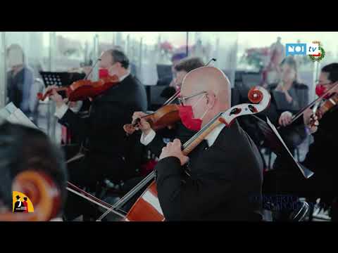 Il benvenuto di Viareggio al 2021 tra musica e mare