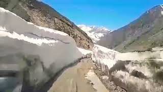preview picture of video 'Wayof Lulu Sar lake covered by the snow Naran Kpk Pakistan'