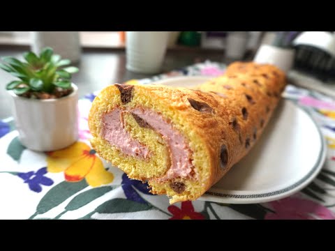 Leckerer Kuchen mit Muster und Himbeercreme - schnelles Rezept, gelingt immer