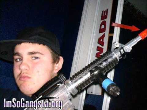 Anti Gangstas - Guaras Feat Mc Laz