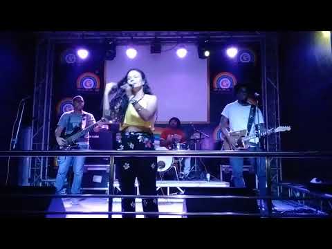 Cerveja de Garrafa - Jeniffer Quintão  (Cover)