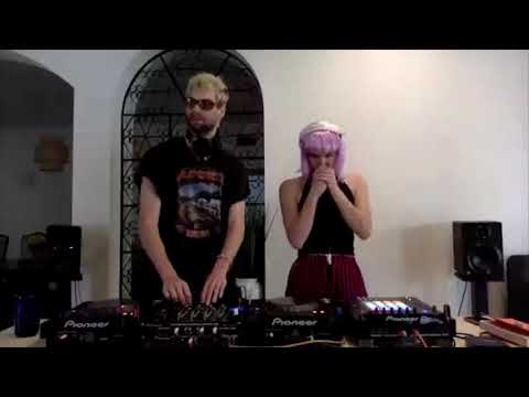 day017 2020 03 29 - SOFI TUKKER