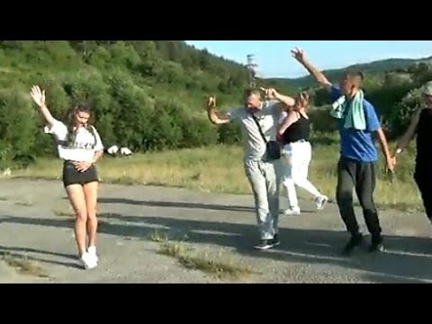 Vilo veliko ti hvala za Hodziće što  si zaigrala