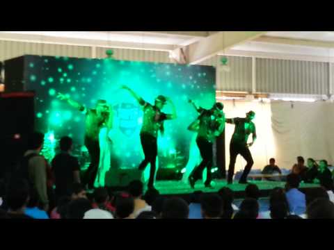 Micheal Jackson dance moves at symphony teleca