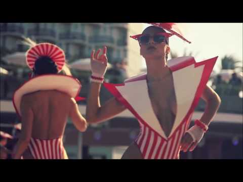 Axtone - Michael Feiner  -  Mantra ( Ushuaïa Axwell Cut )