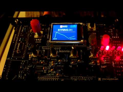 JEANNIE - TubeOhm 8 Poly Synthesizer- TEST 01 - FM modulation