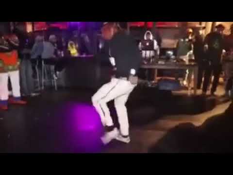 Ant Bailey-(Swag Walk)  Live Performance !