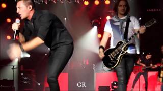 Piove Ormai Da Tre Giorni - Modà Acireale