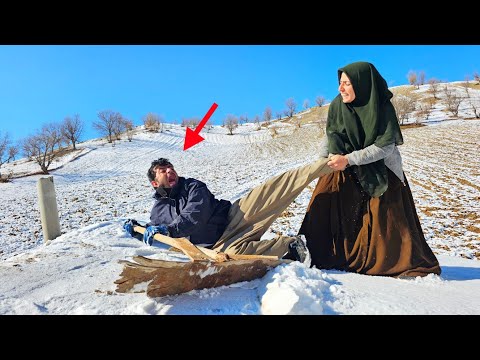 A Snowy Day on the Farm: Joy in Nomadic Life  🌧️