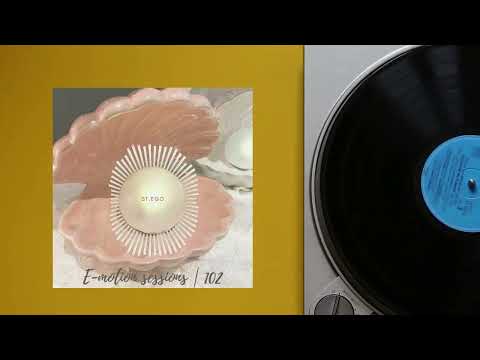 St.Ego - E-motion sessions | 102 [Organic house mix 2023]