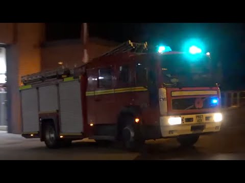 *Two Tones* Ashton Reserve Pump Turnout - Greater Manchester Fire And Rescue Service