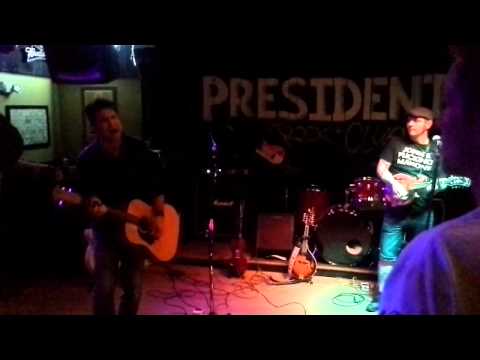 Justin Keenan (The Go Set) @ Presidents Rock Club - Quincy, MA 5.5.14 #2