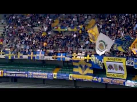 Hellas Verona-Varese (3-0) entrata squadre