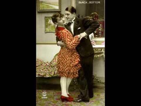 Roaring 20s:The Troubadours (Nat Shilkret) - Dream Kisses, 1927