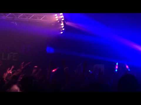 Solomun plays Ron Carroll's I'm in love @ Diynamic Neon Nights ADE12