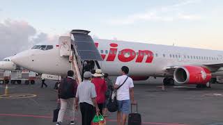 Download lagu Lion Air JT929 Bali to Surabaya Boeing B737-900ER Economy Class mp3