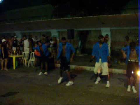 Os Atraentes (oficial) Ent. do Aquec. bufallo