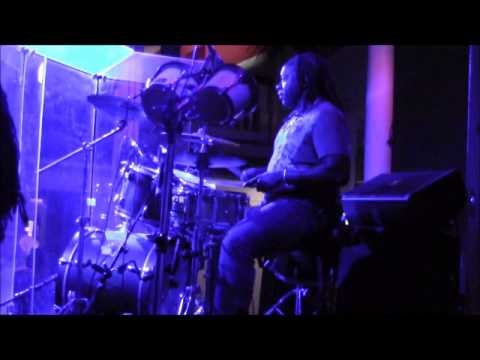 Dyrol (Chops) /cover version/ Gregory Isaacs - Rumours