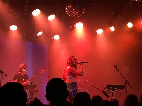 MAGGIE ROGERS REVIEW: Live @ The Teragram Ballroom, Los Angeles, CA (8/10/2017)