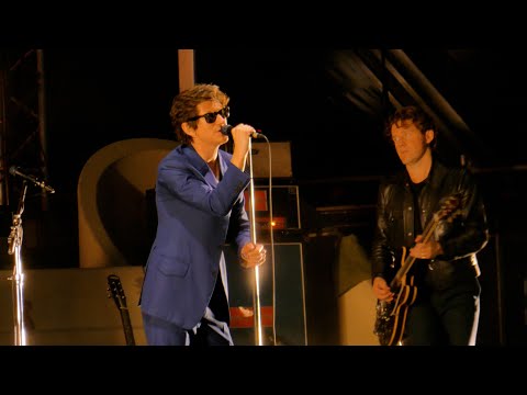 Arctic Monkeys - No. 1 Party Anthem [Live at Summer Well, Romania - 13-08-2022]