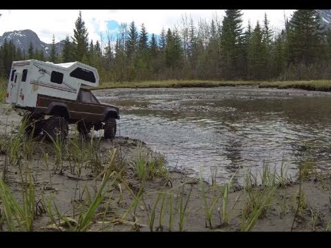 RC CWR - Axial scale trail run in K country