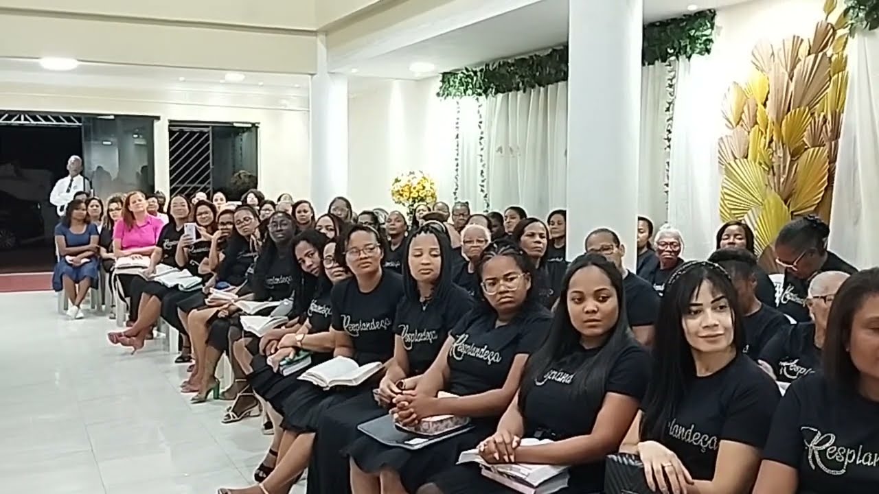 É DE ARREPIAR! VEJA O QUE A MISSIONÁRIA ENTREGOU NO CONGRESSO DE MULHERES - AD VALÉRIA II, SALVADOR!