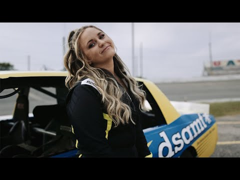 Jess Kellie Adams - Hold On To Me (Official Music Video)