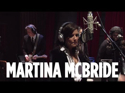 Martina McBride "Suspicious Minds" Elvis Presley Cover // Prime Country // SiriusXM